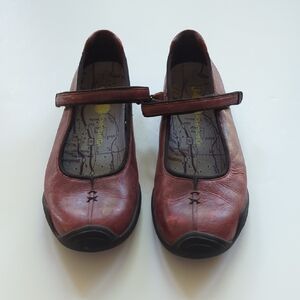 J-41 Women's Burgundy Mary Jane Flats